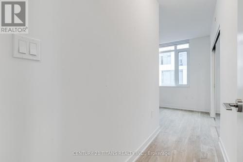 1702W - 27 Bathurst Street, Toronto, ON - Other