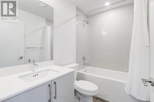 1702W - 27 Bathurst Street, Toronto, ON - Indoor Photo Showing Bathroom