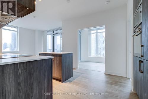 1702W - 27 Bathurst Street, Toronto, ON - Indoor Photo Showing Other Room