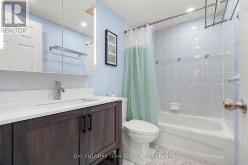 201 - 7428 Markham Road, Markham, ON - Indoor Photo Showing Bathroom