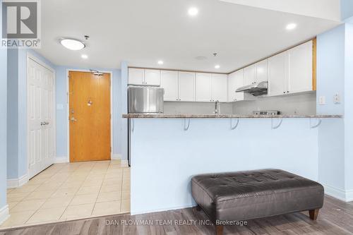 201 - 7428 Markham Road, Markham, ON - Indoor Photo Showing Kitchen