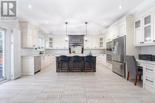 51 Michelle Drive, Vaughan, ON - Indoor Photo Showing Kitchen With Stainless Steel Kitchen With Upgraded Kitchen