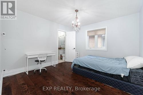 51 Michelle Drive, Vaughan, ON - Indoor Photo Showing Bedroom