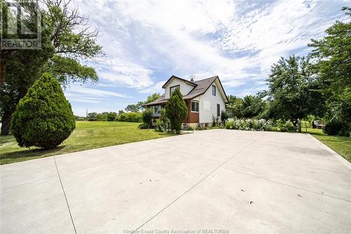 903 Grand Marais Road East, Windsor, ON - Outdoor