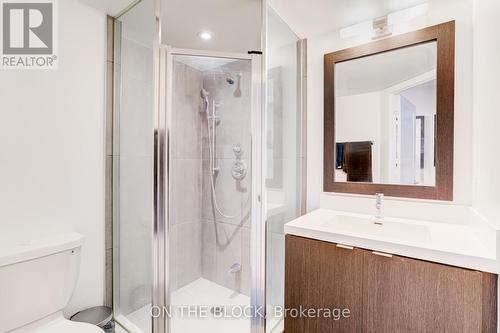 418 - 9 Mabelle Avenue, Toronto, ON - Indoor Photo Showing Bathroom