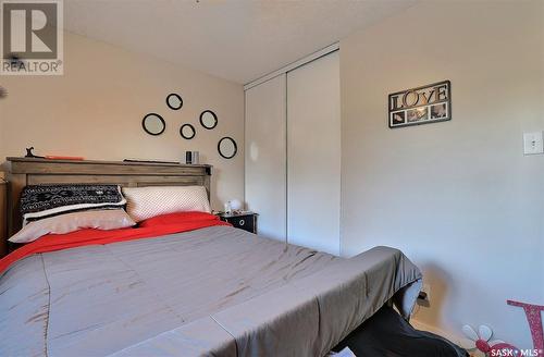 358 Rodenbush Drive, Regina, SK - Indoor Photo Showing Bedroom