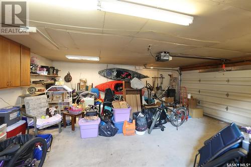 358 Rodenbush Drive, Regina, SK - Indoor Photo Showing Garage