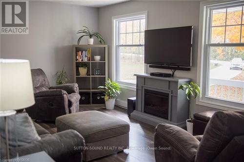 109 Shepard Lake Road, Georgian Bluffs, ON - Indoor Photo Showing Living Room With Fireplace