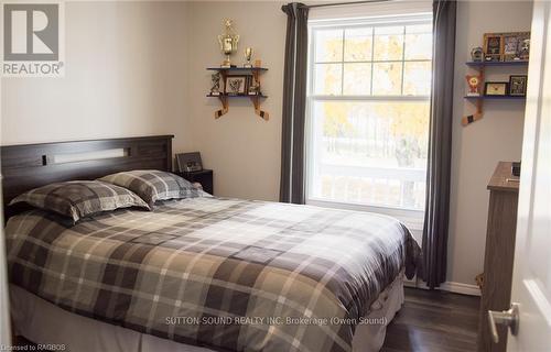 109 Shepard Lake Road, Georgian Bluffs, ON - Indoor Photo Showing Bedroom