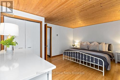 144 Talisman Boulevard, Grey Highlands, ON - Indoor Photo Showing Bedroom