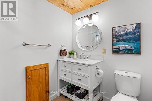 144 Talisman Boulevard, Grey Highlands, ON - Indoor Photo Showing Bathroom