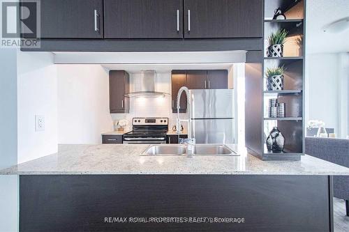 808 - 25 Town Centre Court, Toronto, ON - Indoor Photo Showing Kitchen With Double Sink With Upgraded Kitchen