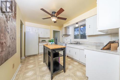 2129 Concession Rd 8 Road, Adjala-Tosorontio, ON - Indoor Photo Showing Kitchen With Double Sink