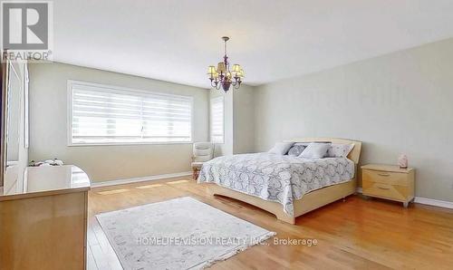 48 Routledge Drive, Richmond Hill, ON - Indoor Photo Showing Bedroom