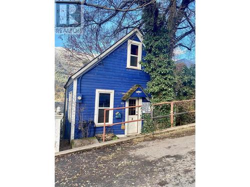 919 Edgewood Avenue, Nelson, BC - Outdoor