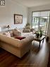 411 - 60 Berwick Avenue, Toronto, ON  - Indoor Photo Showing Living Room 