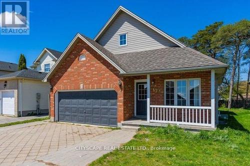 174 Thurman Circle N, London, ON - Outdoor With Facade