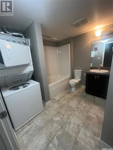 1316 5500 Mitchinson Way, Regina, SK - Indoor Photo Showing Laundry Room