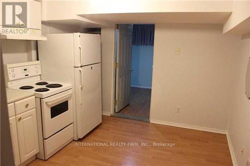 Bsmt - 92 Combe Avenue, Toronto, ON - Indoor Photo Showing Kitchen