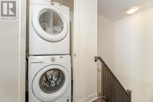 105 - 825 Church Street, Toronto, ON - Indoor Photo Showing Laundry Room