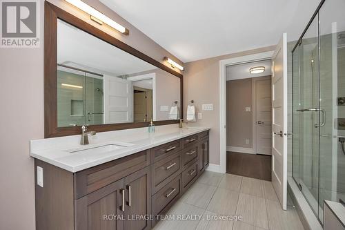 700 Mcmanus Avenue, Ottawa, ON - Indoor Photo Showing Bathroom