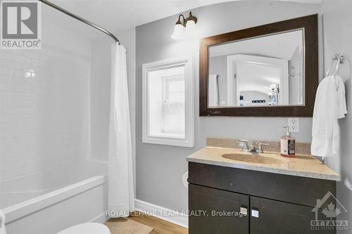 3506 Mcbean Street, Ottawa, ON - Indoor Photo Showing Bathroom