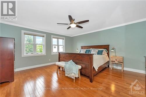 695 Merkley Drive, Ottawa, ON - Indoor Photo Showing Bedroom