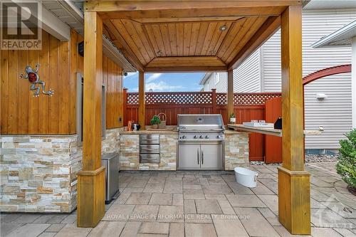 695 Merkley Drive, Ottawa, ON - Indoor Photo Showing Other Room