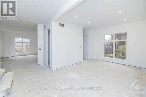 6840 Still Meadow Way, Ottawa, ON - Indoor Photo Showing Other Room