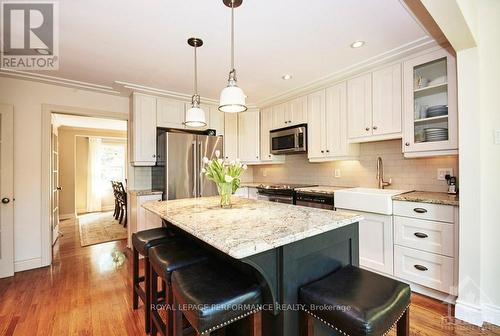 125 Lansdowne Road S, Ottawa, ON - Indoor Photo Showing Kitchen With Upgraded Kitchen