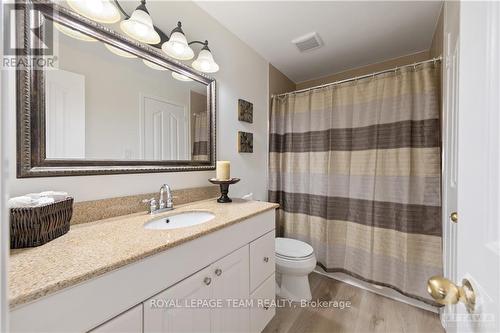 368 Duval Lane, Ottawa, ON - Indoor Photo Showing Bathroom