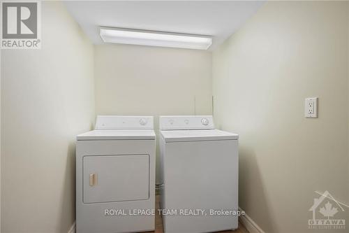 663 Westminster Avenue, Ottawa, ON - Indoor Photo Showing Laundry Room