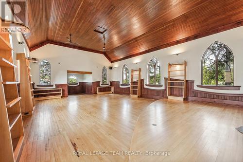 1127 Perth Road, Beckwith, ON - Indoor Photo Showing Living Room