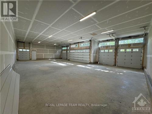 1127 Perth Road, Beckwith, ON - Indoor Photo Showing Garage