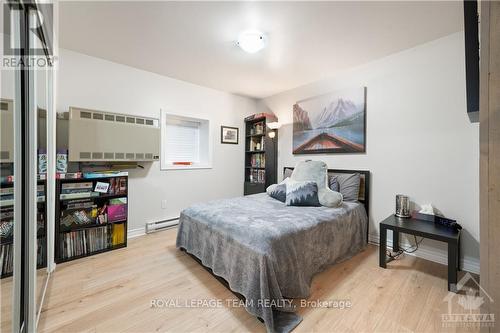 261 Elgin Street W, Arnprior, ON - Indoor Photo Showing Bedroom