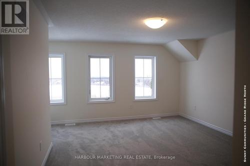 680 Grand Ridge Avenue, Oshawa, ON - Indoor Photo Showing Other Room