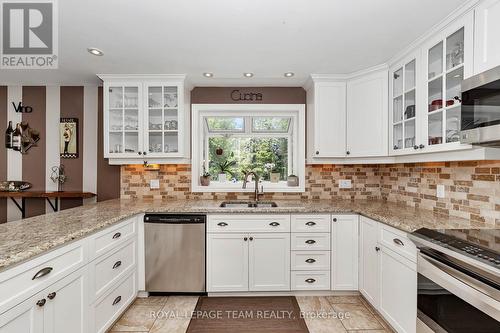 6 Rideau Lane, North Grenville, ON - Indoor Photo Showing Kitchen With Double Sink