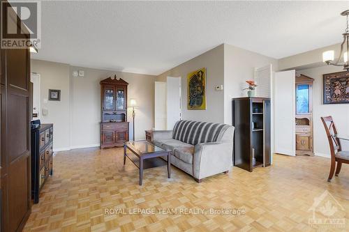 209 - 265 Poulin Avenue, Ottawa, ON - Indoor Photo Showing Living Room