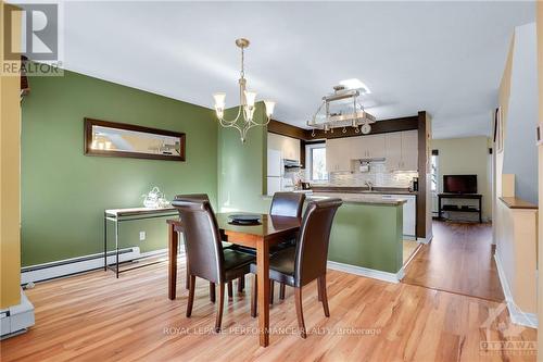 210 Alvin Road, Ottawa, ON - Indoor Photo Showing Dining Room