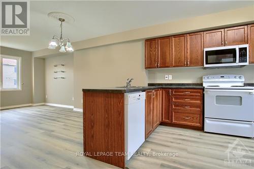 445 Sadar, Ottawa, ON - Indoor Photo Showing Kitchen