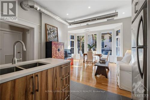 4 Range Road, Ottawa, ON - Indoor Photo Showing Kitchen With Double Sink