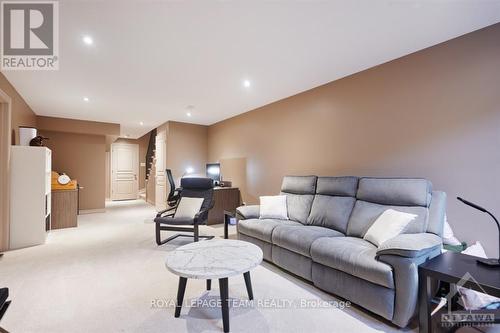 308 Rainrock Crescent, Ottawa, ON - Indoor