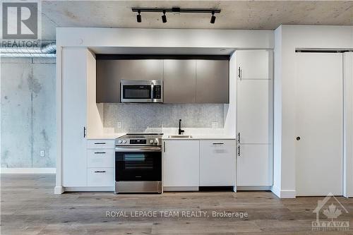 403 - 10 James Street, Ottawa, ON - Indoor Photo Showing Kitchen