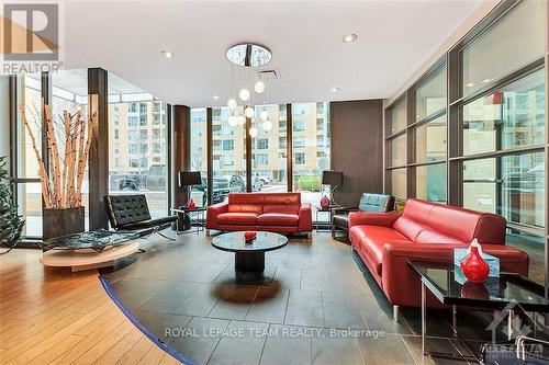 803 - 200 Lett Street, Ottawa, ON - Indoor Photo Showing Living Room