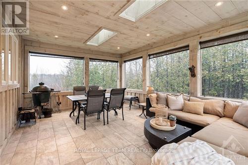 8044 Adam Baker Way, Ottawa, ON - Indoor Photo Showing Dining Room