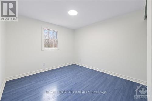 721 Bayview Drive, Ottawa, ON - Indoor Photo Showing Other Room