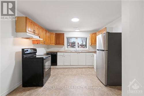 721 Bayview Drive, Ottawa, ON - Indoor Photo Showing Kitchen