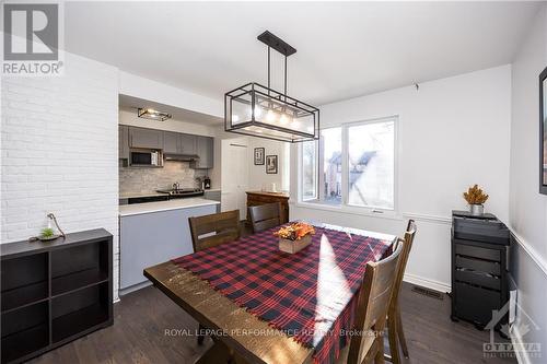 52 Reaney Court, Ottawa, ON - Indoor Photo Showing Dining Room