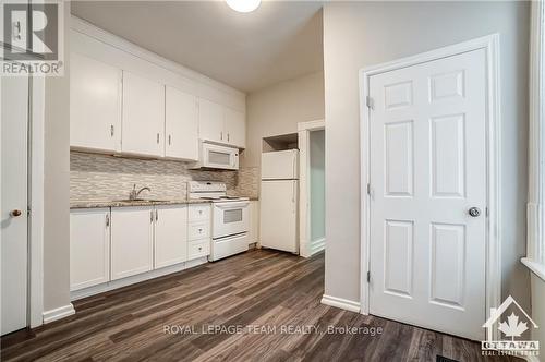 308-310 Cumberland Street, Ottawa, ON - Indoor Photo Showing Kitchen