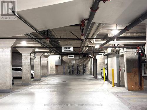 1907 - 70 Landry Street, Ottawa, ON - Indoor Photo Showing Garage